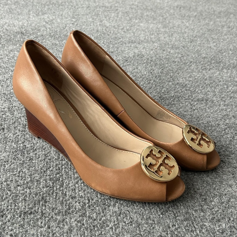 Tory Burch Wedge Pumps Shoes Womens Size 7 Brown Leather Peep Toe Logo Office